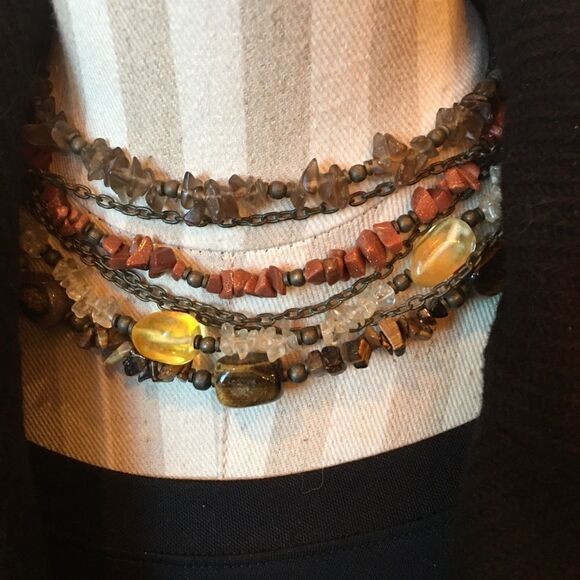 STONE STRANDED Necklace  - Picture 7 of 9